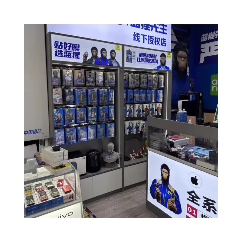 Tech Accessories Kiosk - Vetrina Espositiva Moderna Personalizzata con Schermo